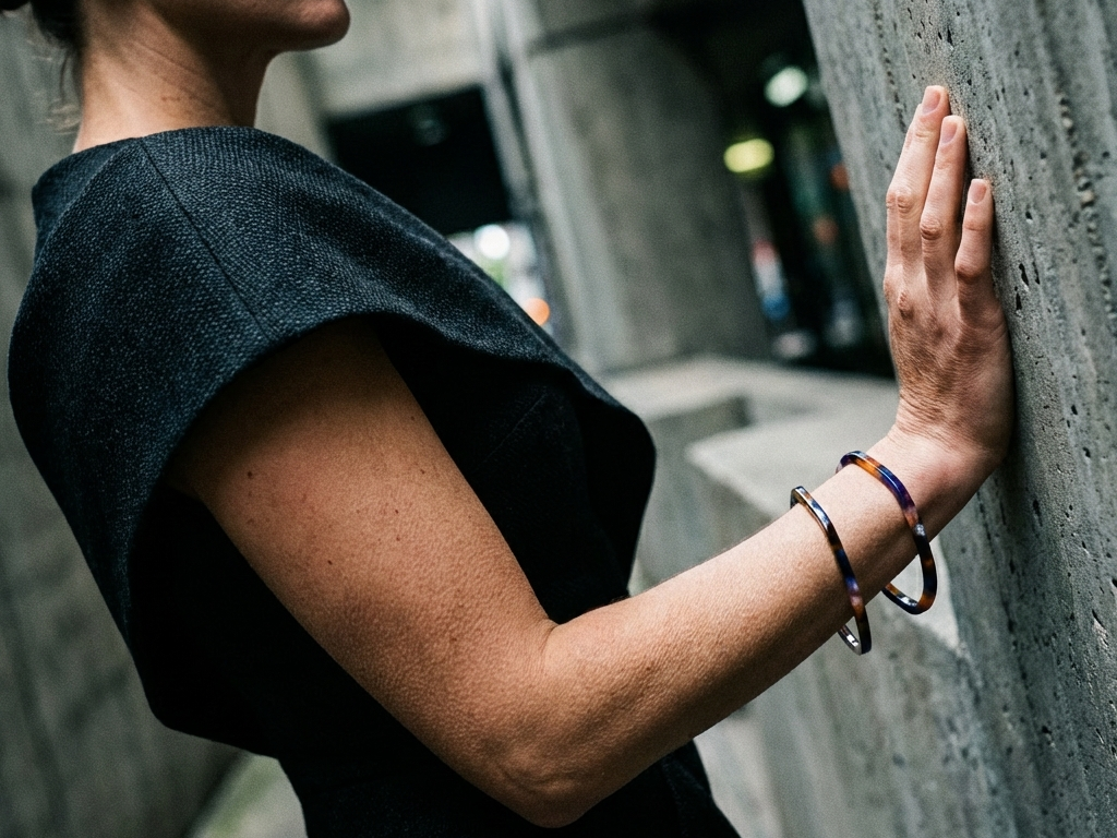 Bracelet detail